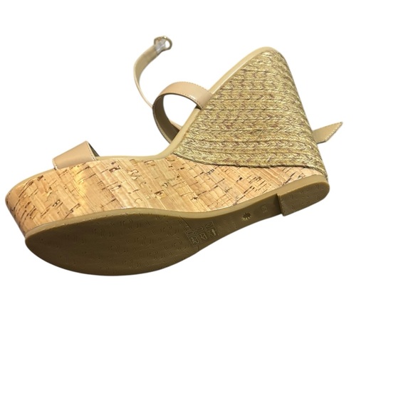 Stuart Weitzman 5050 Wedge NWT 9.5B - Picture 9 of 13